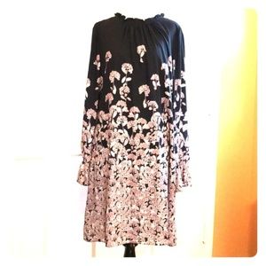 NWT CeCe Floral Long Sleeve Dress.